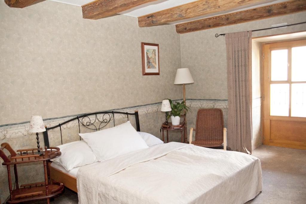 Hotel U Zlateho Lva 하블리치쿠프브로트 객실 사진